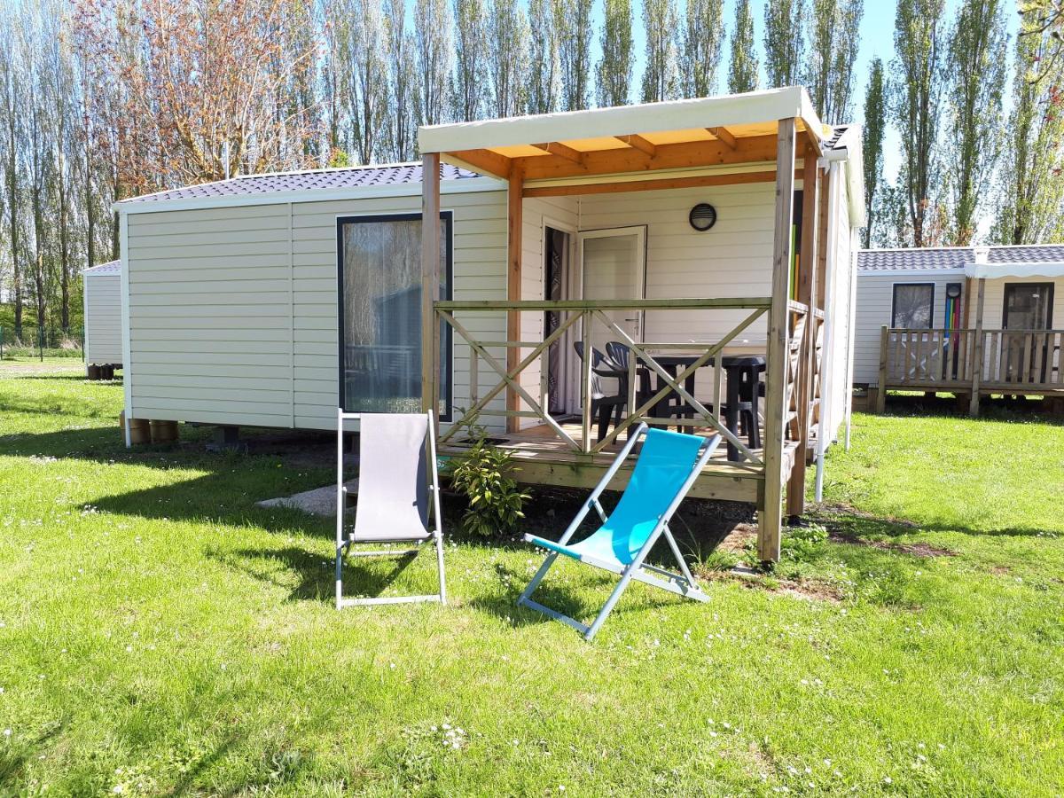 Saint-Jean-dʼAngély Camping Val De Boutonne酒店 外观 照片