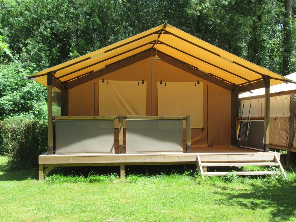 Saint-Jean-dʼAngély Camping Val De Boutonne酒店 外观 照片